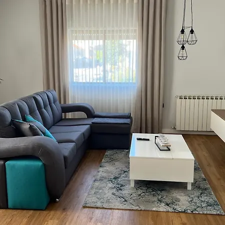 Casa Flores I Paredes de Coura