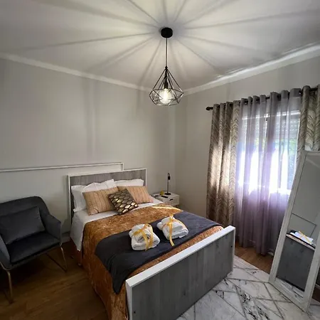 Pensjonat Casa Flores I Paredes de Coura