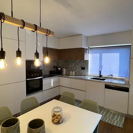 Pensjonat Casa Flores I *