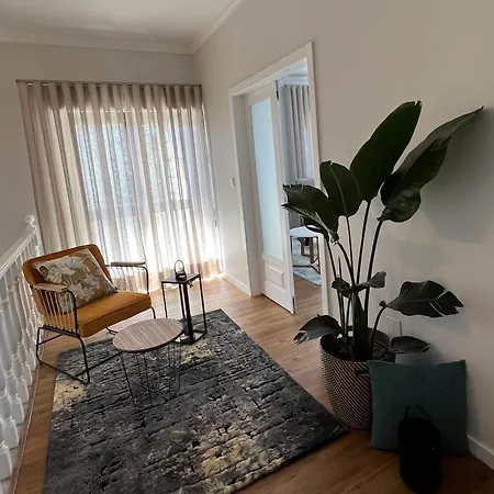 Casa Flores I Pensjonat Paredes de Coura